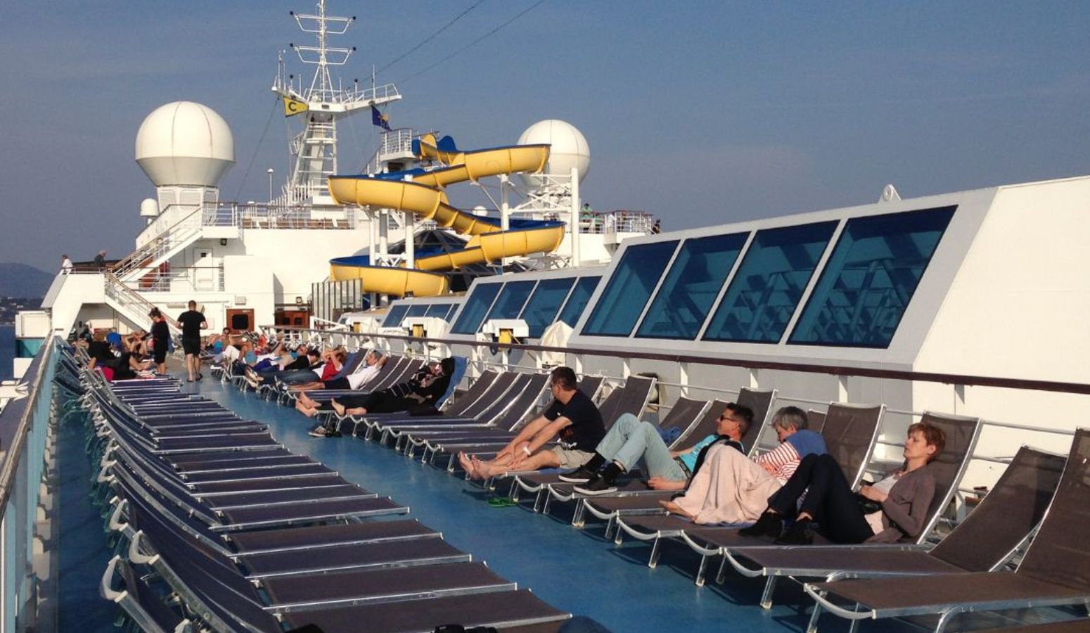 crucero-monoparental-costa-smeralda-mediterraneo